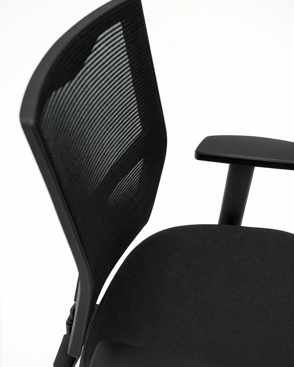 Urban Mesh Chair